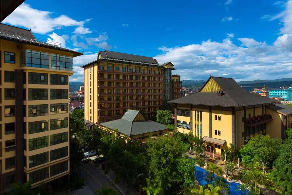 Отель Ramada Plaza Xishuangbanna Экстерьер фото